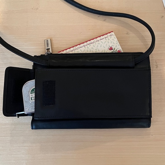 Fossil Black Leather Crossbody Bag - Picture 14 of 14